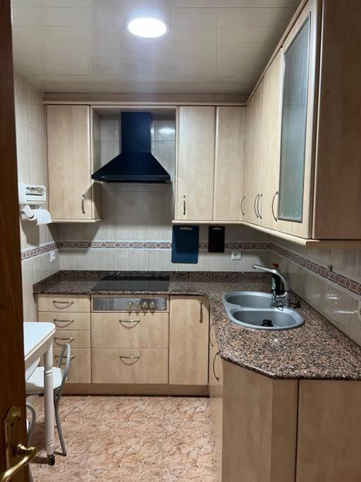 Piso Ideal Para Una Familia Ubicado Cerca Del Mar Blanes Extérieur photo